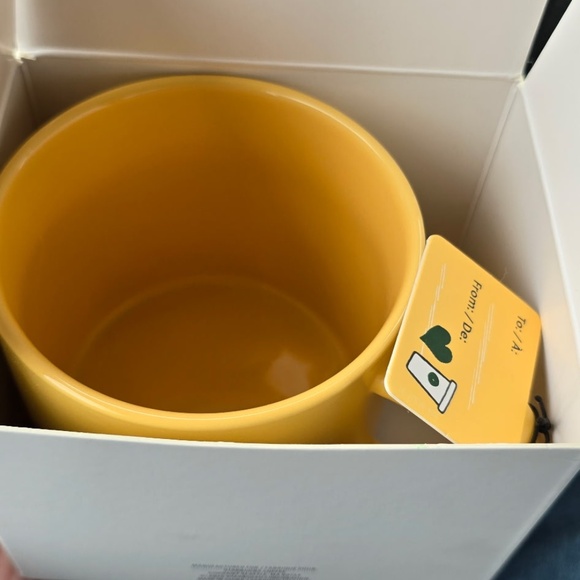 New Peanuts Starbucks Friendship Ceramic 14 ounce Mug - Picture 2 of 8